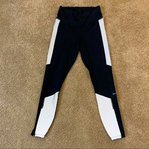 Dri-Fit Nike Running Division Leggings. Size: S